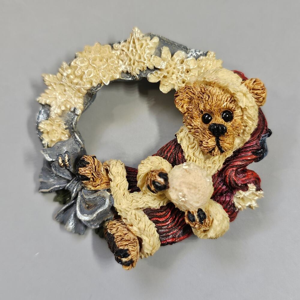 Boyd's Bear Folkwear Santa Bear Pin Brooch Christmas Wreath Resin 1990s Vintage